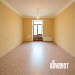 2-к квартира, вторичка, 61м2, 4/5 этаж