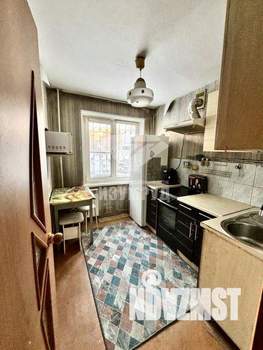 3-к квартира, вторичка, 60м2, 1/9 этаж