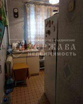 2-к квартира, вторичка, 41м2, 1/5 этаж