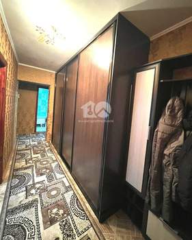 2-к квартира, вторичка, 52м2, 1/5 этаж