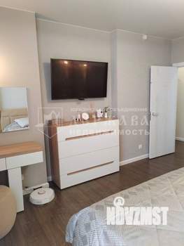 2-к квартира, вторичка, 58м2, 10/17 этаж