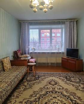 4-к квартира, вторичка, 63м2, 3/5 этаж