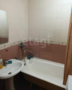 2-к квартира, вторичка, 64м2, 6/10 этаж