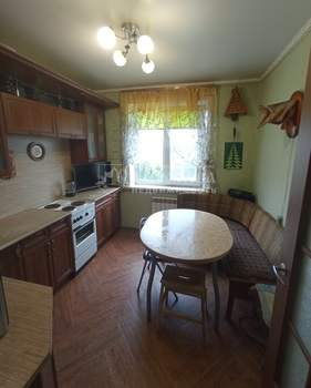 4-к квартира, вторичка, 74м2, 10/10 этаж