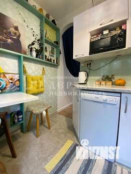 3-к квартира, вторичка, 57м2, 1/5 этаж