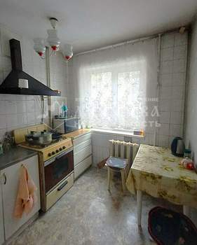 3-к квартира, вторичка, 60м2, 1/5 этаж
