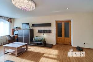 3-к квартира, вторичка, 108м2, 6/10 этаж