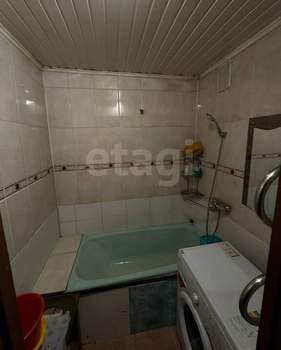 3-к квартира, вторичка, 70м2, 1/9 этаж