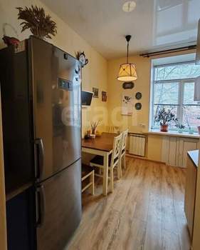 3-к квартира, вторичка, 58м2, 2/2 этаж