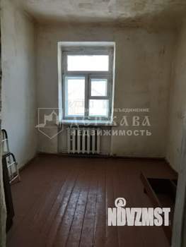 3-к квартира, вторичка, 58м2, 2/2 этаж