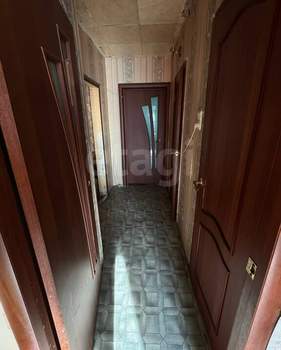 3-к квартира, вторичка, 70м2, 1/9 этаж