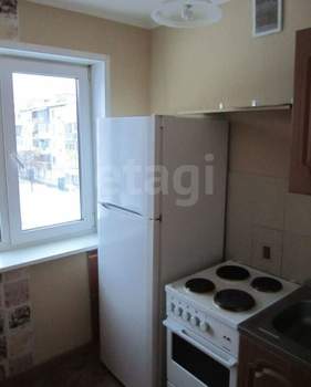 2-к квартира, вторичка, 44м2, 3/5 этаж