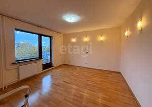 3-к квартира, вторичка, 74м2, 6/9 этаж
