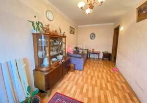 2-к квартира, вторичка, 45м2, 1/5 этаж