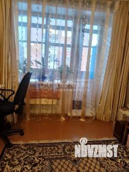 4-к квартира, вторичка, 63м2, 3/5 этаж