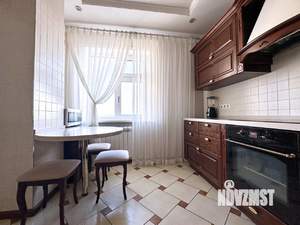 4-к квартира, вторичка, 117м2, 11/16 этаж