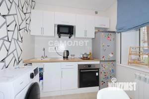 2-к квартира, вторичка, 45м2, 1/4 этаж