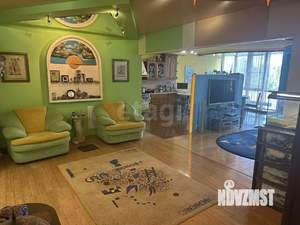 4-к квартира, вторичка, 142м2, 5/6 этаж