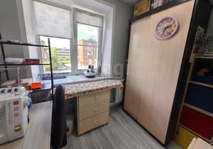 4-к квартира, вторичка, 61м2, 4/5 этаж