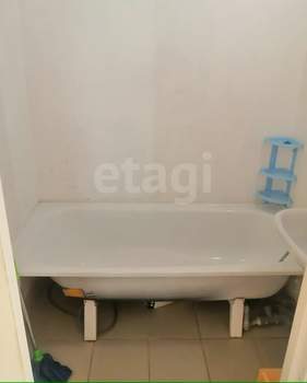 1-к квартира, вторичка, 40м2, 9/9 этаж