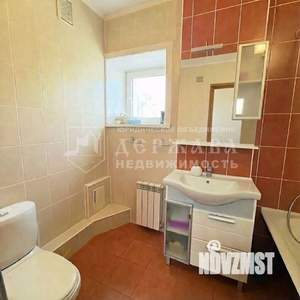 4-к квартира, вторичка, 103м2, 3/10 этаж