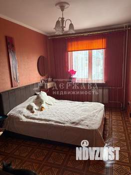 4-к квартира, вторичка, 82м2, 9/10 этаж