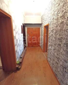 3-к квартира, вторичка, 77м2, 1/4 этаж