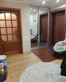 2-к квартира, вторичка, 58м2, 10/10 этаж