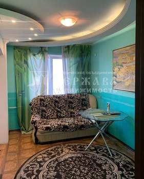 3-к квартира, вторичка, 58м2, 5/5 этаж