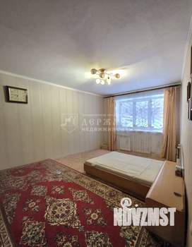 3-к квартира, вторичка, 62м2, 1/5 этаж