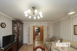 4-к квартира, вторичка, 74м2, 2/9 этаж