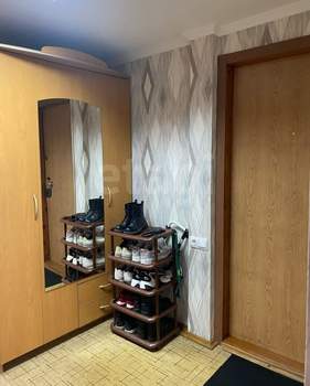 3-к квартира, вторичка, 61м2, 1/5 этаж