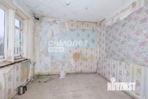 4-к квартира, вторичка, 61м2, 3/5 этаж