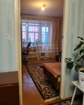 4-к квартира, вторичка, 63м2, 3/5 этаж