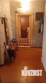 3-к квартира, вторичка, 61м2, 1/9 этаж