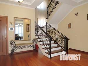 5-к квартира, вторичка, 329м2, 1/3 этаж