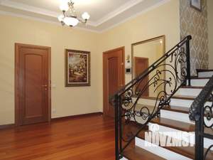 5-к квартира, вторичка, 329м2, 1/3 этаж