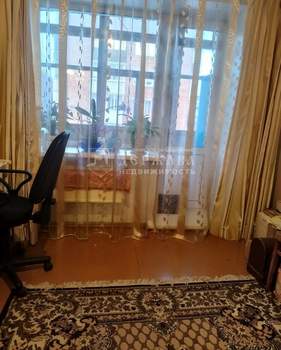 4-к квартира, вторичка, 63м2, 3/5 этаж