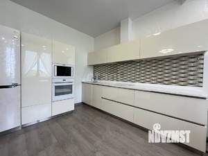 2-к квартира, вторичка, 82м2, 2/5 этаж