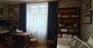 2-к квартира, вторичка, 58м2, 1/5 этаж