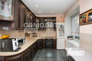 4-к квартира, вторичка, 94м2, 3/5 этаж