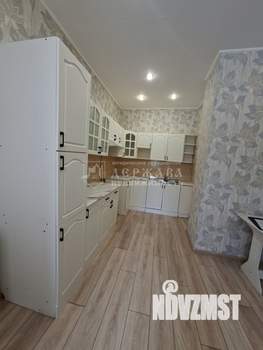 3-к квартира, вторичка, 79м2, 2/4 этаж