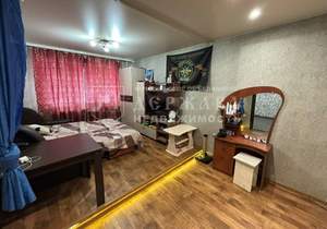 3-к квартира, вторичка, 61м2, 1/5 этаж