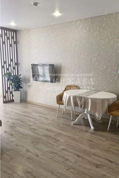 2-к квартира, вторичка, 52м2, 10/15 этаж