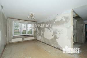 3-к квартира, вторичка, 60м2, 1/9 этаж