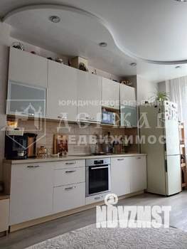 2-к квартира, вторичка, 68м2, 1/5 этаж