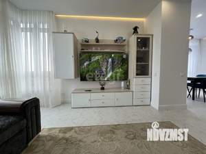 2-к квартира, вторичка, 60м2, 15/18 этаж