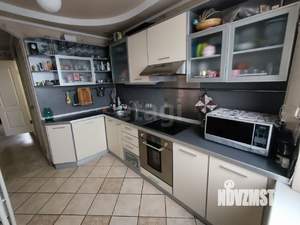 4-к квартира, вторичка, 82м2, 10/10 этаж