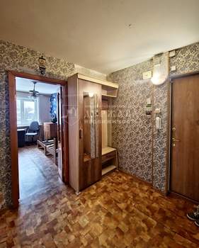 3-к квартира, вторичка, 61м2, 3/5 этаж