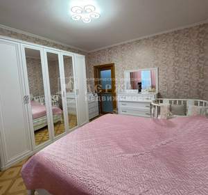 4-к квартира, вторичка, 103м2, 3/10 этаж